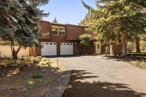 20825 King Hezekiah Way, Bend, OR 97702