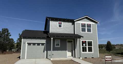 766 NE Rickenbacker Road, Madras, OR 97741
