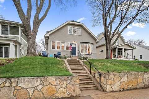 1689 Niles Avenue, Saint Paul, MN 55116