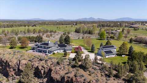 3533 SW 63rd Street, Redmond, OR 97756
