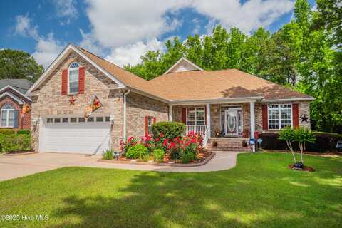 606 Lathrop Court NW, Calabash, NC 28467