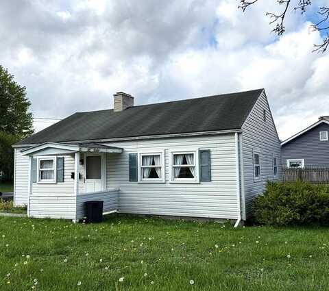 225 Westgate Drive, Johnstown, PA 15905