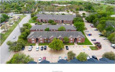 701-d Balcones, College Station, TX 77845