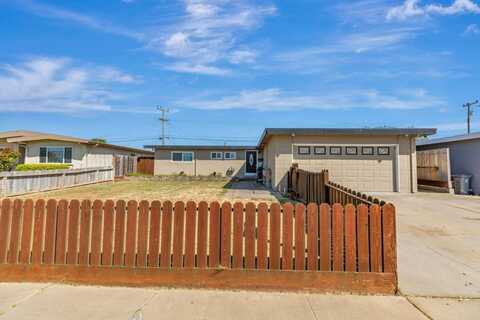 317 Navajo DR, SALINAS, CA 93906