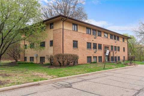 2395 Unity Avenue N, Golden Valley, MN 55422