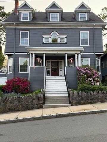 56 Earl, Malden, MA 02148