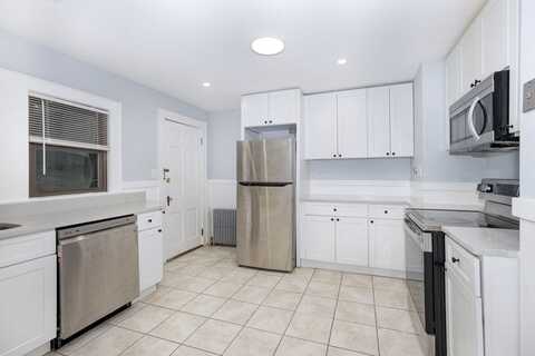 4 Weston Ave, Braintree, MA 02184