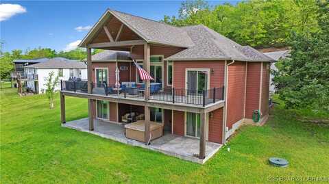 484 Hogan Drive, Lake Ozark, MO 65049
