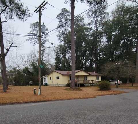 207 Smoak Street, Bamberg, SC 29003