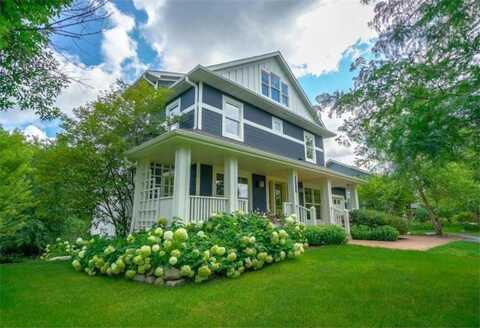 3190 Ilo Way, Stillwater, MN 55082