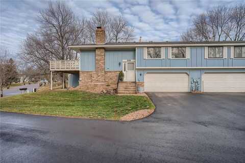 6951 Macbeth Circle, Woodbury, MN 55125