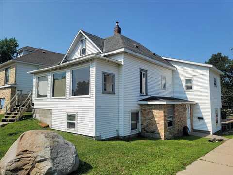 157 10th Avenue N, Waite Park, MN 56387