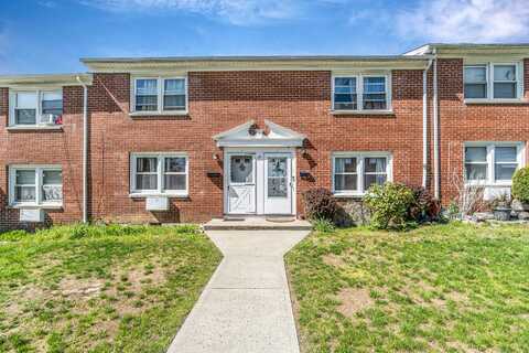 26 Karen Court, Bridgeport, CT 06606