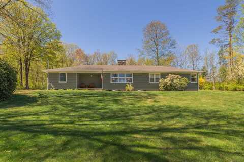 97 Doolittle Drive, Bethany, CT 06524