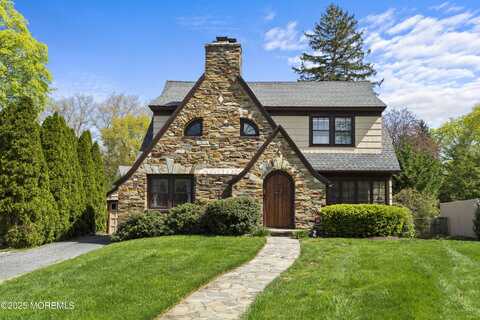 6 Garden Road, Little Silver, NJ 07739