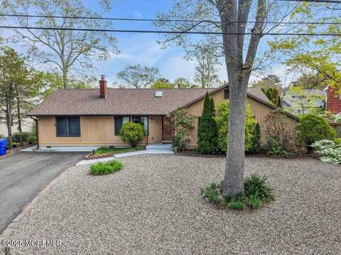 456 Bay Oak Drive, Brick, NJ 08723