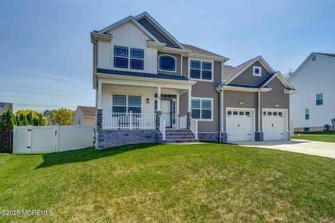 19 Watts Avenue, Barnegat, NJ 08005