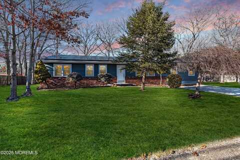 108 Manchester Avenue, Forked River, NJ 08731