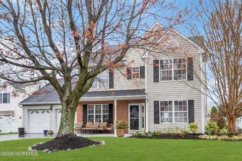 54 Crater Lake Road, Howell, NJ 07731