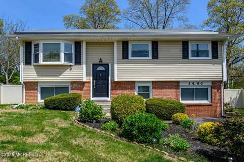 1460 Windsor Avenue, Toms River, NJ 08753