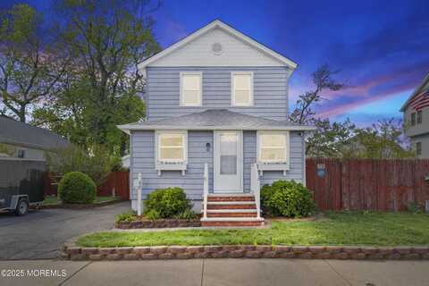 43 Twilight Avenue, Keansburg, NJ 07734