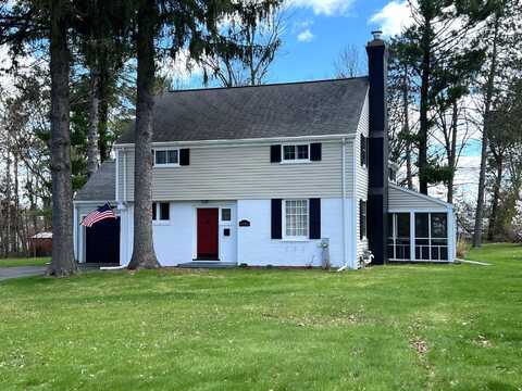 1002 W 8TH STREET, Marshfield, WI 54449
