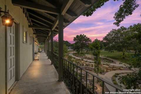 66 Brees Blvd, San Antonio, TX 78209