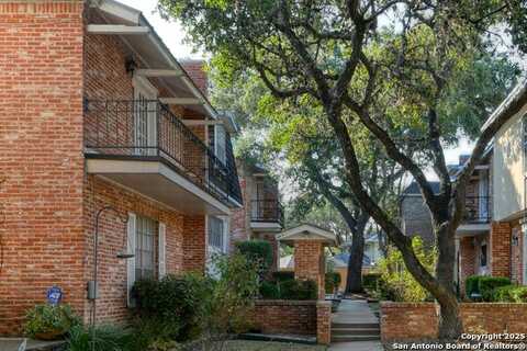 6718 Callaghan, San Antonio, TX 78229