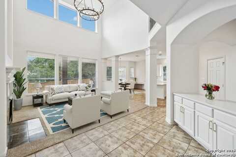 24915 White Creek, San Antonio, TX 78255