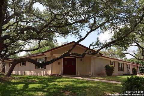 405 Kimberly Dr, Universal City, TX 78148