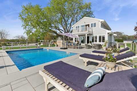 81 & 83 Beach Road, Aquebogue, NY 11931