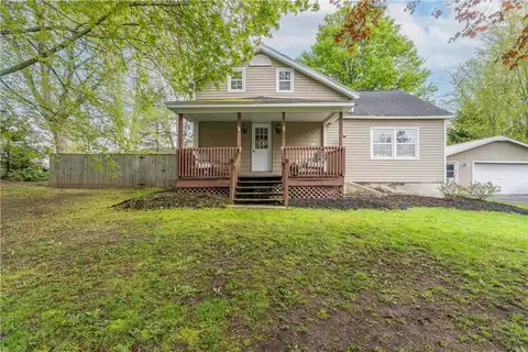 7 Quarry Street, Phelps, NY 14532