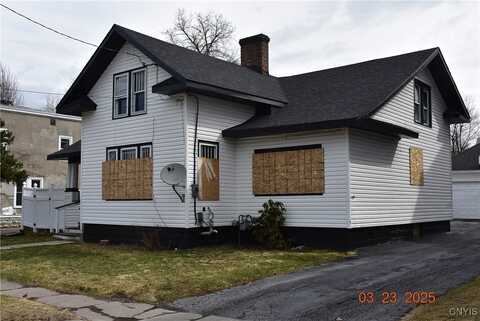 111 S Hamilton Street, Watertown, NY 13601
