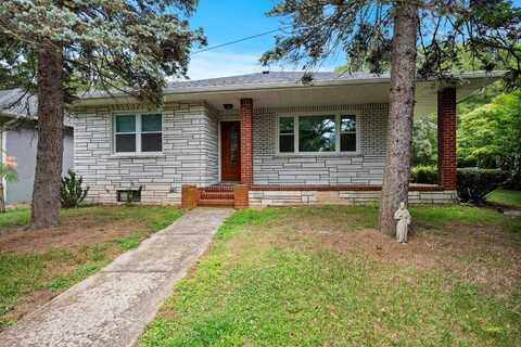 200 N Side Road, Wading River, NY 11792