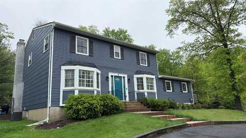 8 Rolling Way, New City, NY 10956