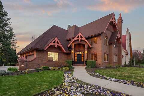 1909 E Pinecrest Rd, Spokane, WA 99203