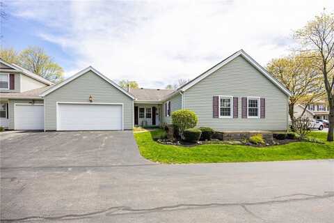 18 Braintree Crescent, Penfield, NY 14526