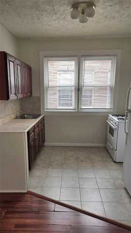 68-33 79th Street, Middle Village, NY 11379