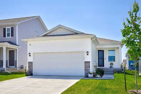 1150 NW Williamsburg Lane, Waukee, IA 50263