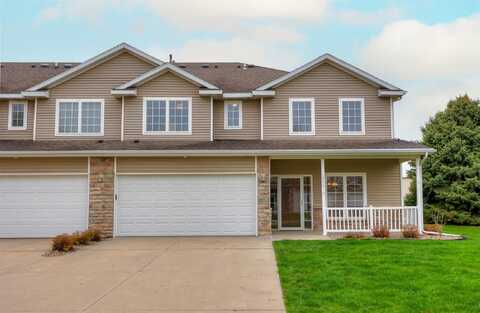 10627 Hickory Drive, Urbandale, IA 50322
