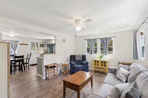 525 #17 Riverleigh Avenue, Riverhead, NY 11901