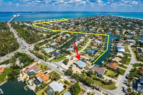 1006 Lindgren Blvd, Sanibel, FL 33957