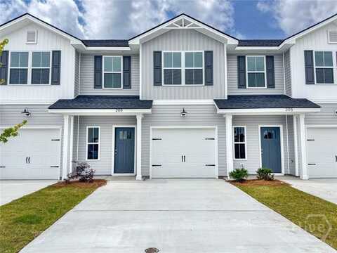 209 Heirloom Road, Hinesville, GA 31313
