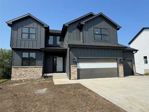 426 Stillwater Court, West Des Moines, IA 50265