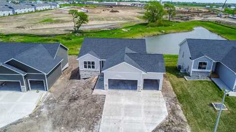 955 11th Street, Waukee, IA 50263