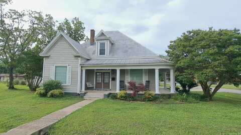 320 E 4th Street, Lonoke, AR 72086
