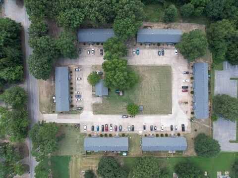1906 W Matthews Avenue, Jonesboro, AR 72401
