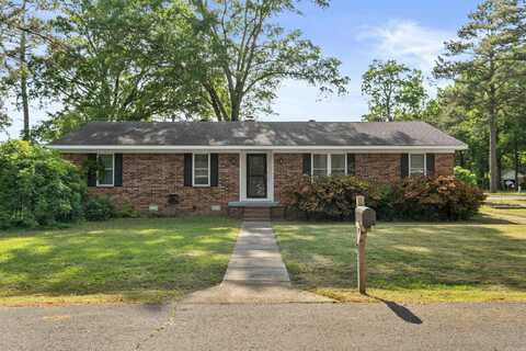 705 Oak St, Beebe, AR 72012