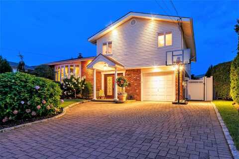 1970 Leonard Lane, Merrick, NY 11566
