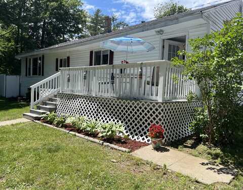 35 Grove Avenue, Old Orchard Beach, ME 04064